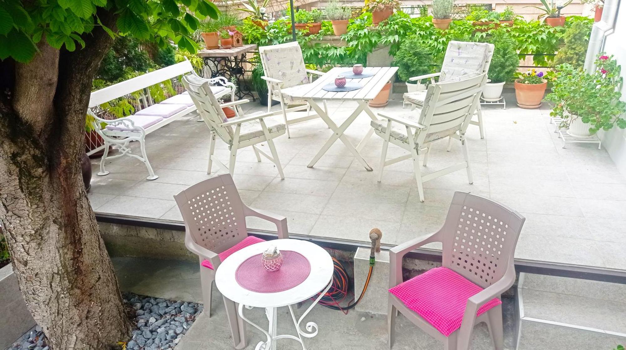 Belgrade Apartment Happy Garden Kültér fotó